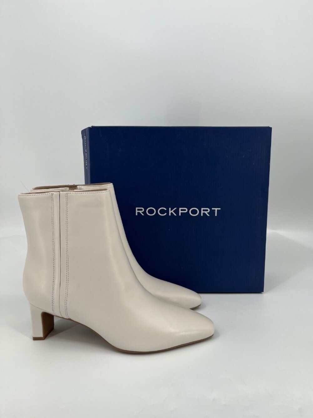 Rockport Marisa Booties Cream Leather Size 9 Square Toe Side Zip Ankle Boots